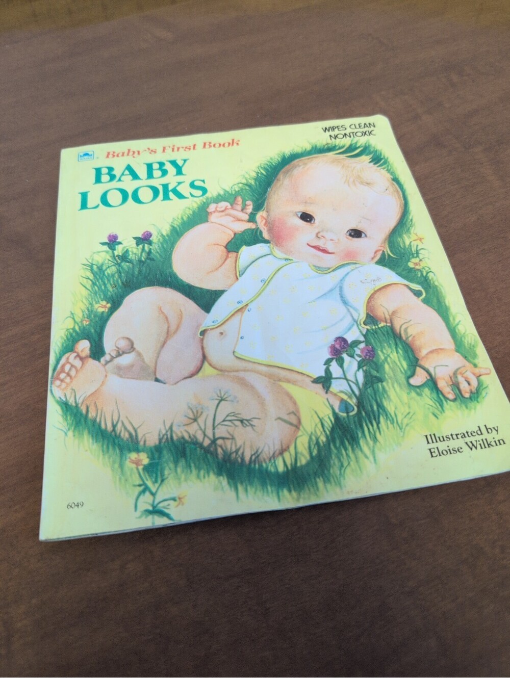 BABY LOOKS - VINTAGE 1960 Golden Book - Wipes Clean Nontoxic